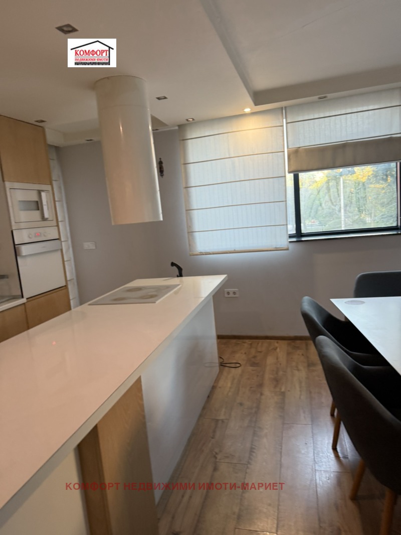 Продава 3-СТАЕН, гр. Плевен, Идеален център, снимка 4 - Апартаменти - 52120635