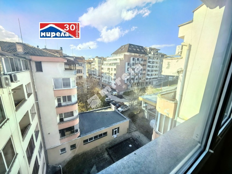 Продава 3-СТАЕН, гр. Велико Търново, Център, снимка 13 - Апартаменти - 52612022