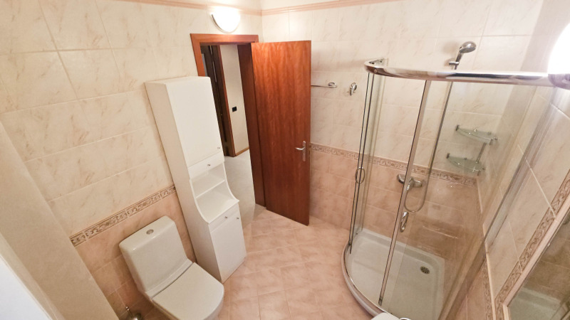 Продава 3-СТАЕН, гр. София, Център, снимка 14 - Апартаменти - 52990455