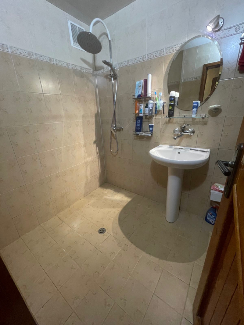 Na prodej  3 ložnice Stara Zagora , Ajazmoto , 145 m2 | 35171647 - obraz [11]