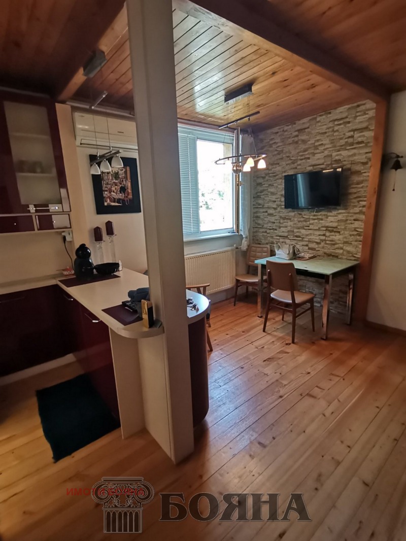 Na sprzedaż  Piętro domu Ruse , Rodina 2 , 87 mkw | 86473104 - obraz [4]