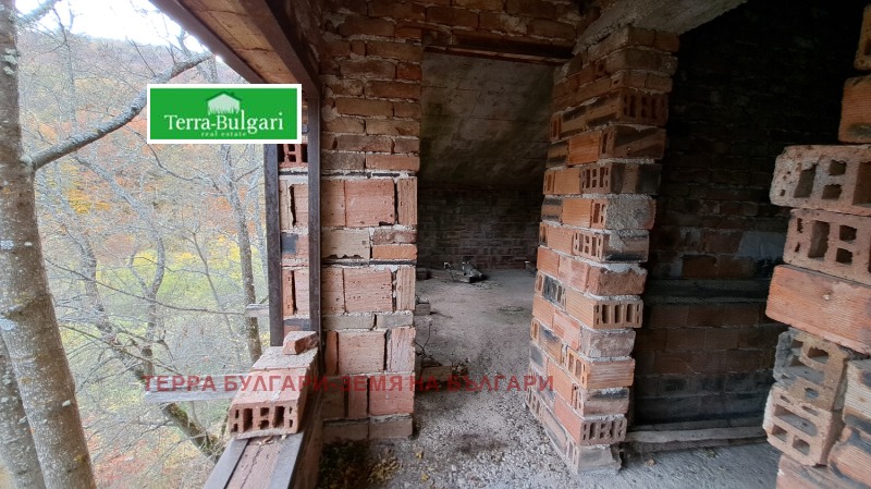 Till salu  Hus region Pernik , Rajavec , 117 kvm | 27835789 - bild [13]