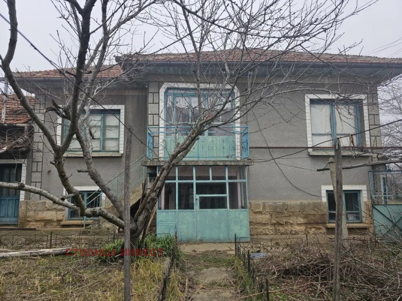 Продава КЪЩА, с. Горно Абланово, област Русе