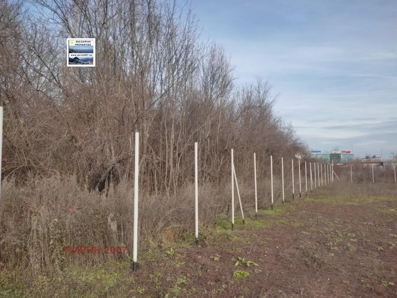 Продава ПАРЦЕЛ, гр. София, Република, снимка 3 - Парцели - 52796407