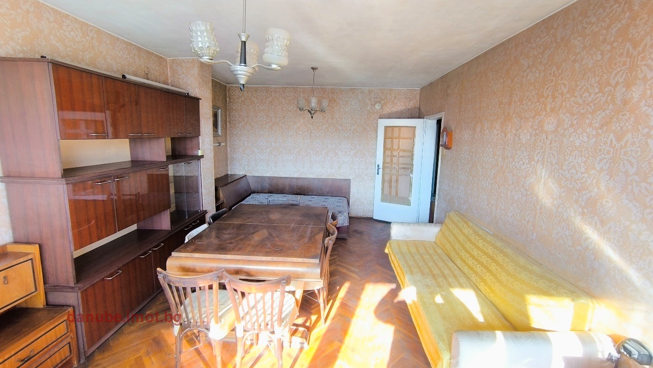 Продава 3-СТАЕН, гр. Русе, Широк център, снимка 2 - Апартаменти - 56225937