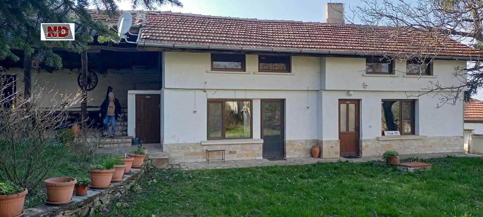 Продава КЪЩА, с. Поповци, област София област