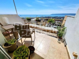 Casita Briz, Varna
