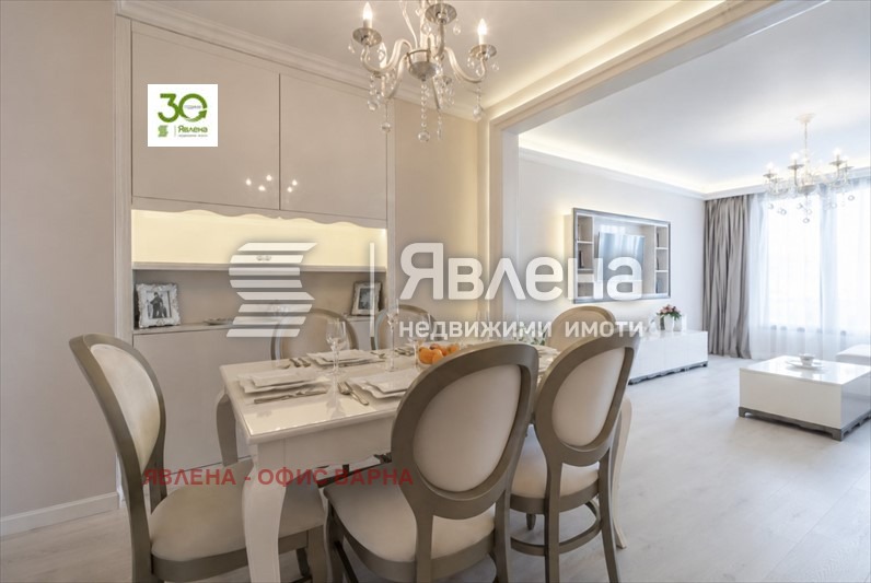 Продава 2-СТАЕН, гр. Варна, Център, снимка 2 - Апартаменти - 56404983