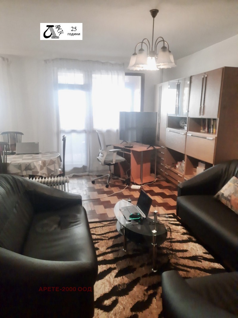 Продава  3-стаен град София , Младост 4 , 133 кв.м | 75582297