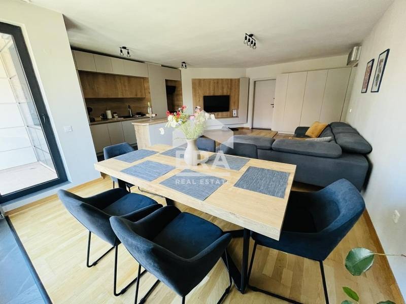 Продава 3-СТАЕН, гр. София, Център, снимка 2 - Апартаменти - 53166964