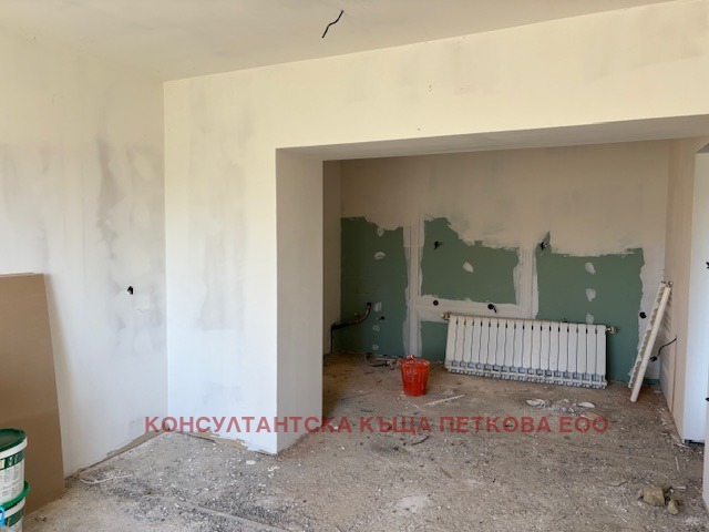 Продава КЪЩА, с. Славяни, област Ловеч, снимка 6 - Къщи - 49592531