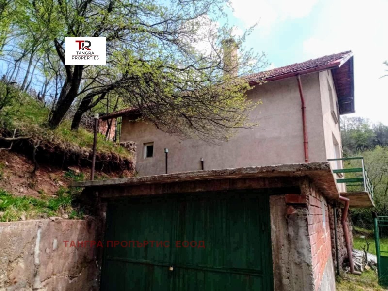 Til salg  Hus region Pernik , Erul , 92 kvm | 87550029 - billede [2]