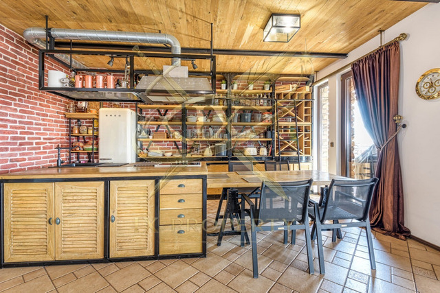 Продава КЪЩА, гр. Свети Влас, област Бургас, снимка 3 - Къщи - 55310305