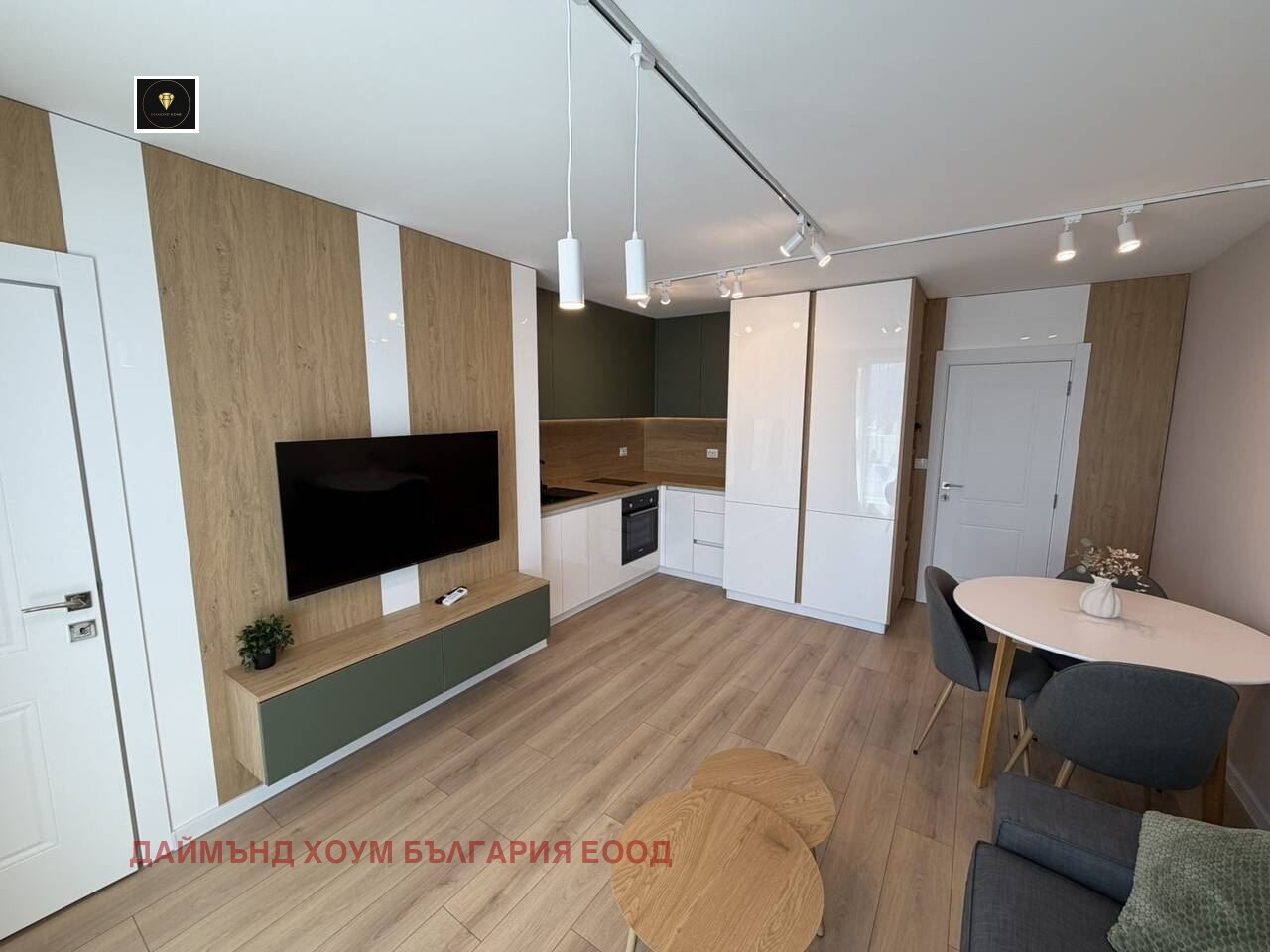 Продава  3-стаен град Пловдив , Кючук Париж , 85 кв.м | 16200204