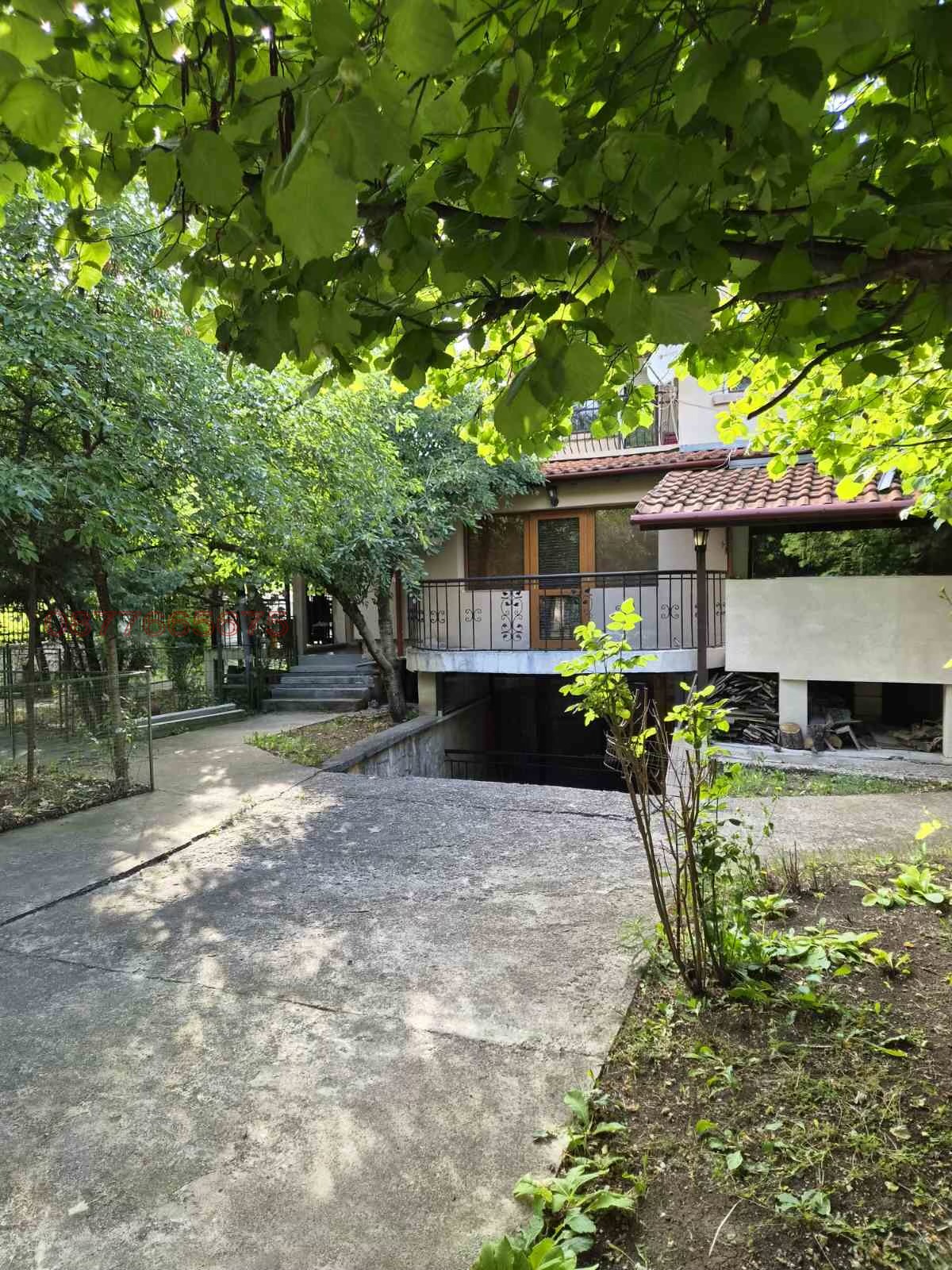 Продава КЪЩА, гр. София, гр. Банкя, снимка 2 - Къщи - 55650616