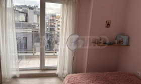 1 chambre Pobeda, Varna 11