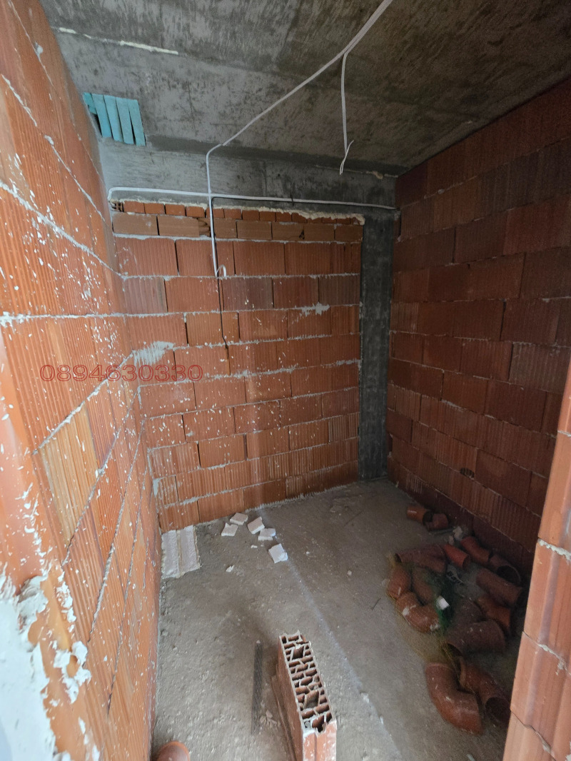 Продава  3-стаен област Хасково , гр. Свиленград , 73 кв.м | 43744946 - изображение [12]