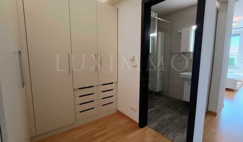 De vânzare  3 dormitoare Sofia , Țentâr , 240 mp | 44982477 - imagine [8]