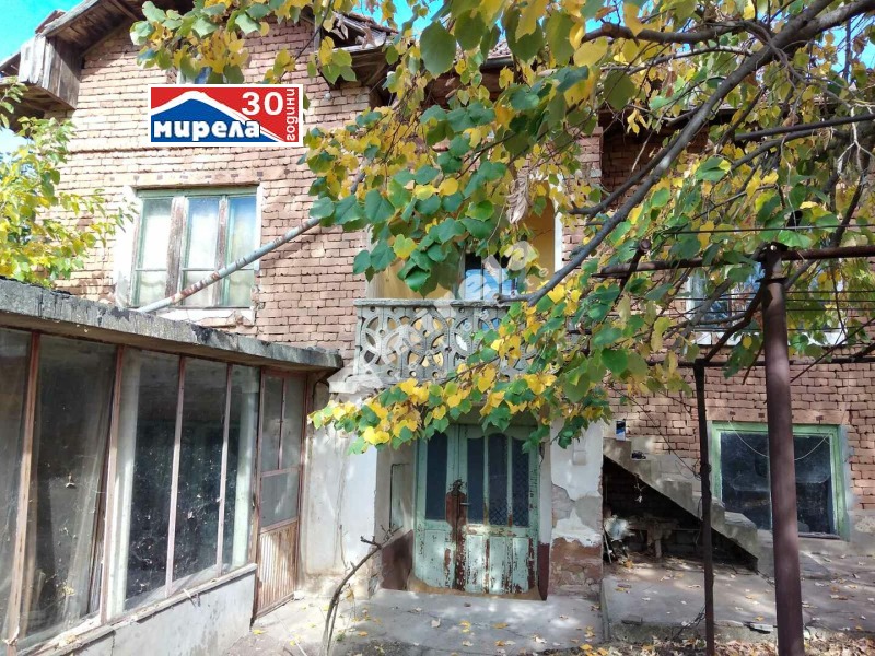 Продава  Къща област Велико Търново , с. Козловец , 220 кв.м | 21715707 - изображение [2]