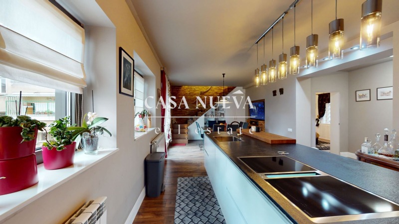 In vendita  Casa Sofia , Tsentar , 400 mq | 34943720 - Immagine [2]