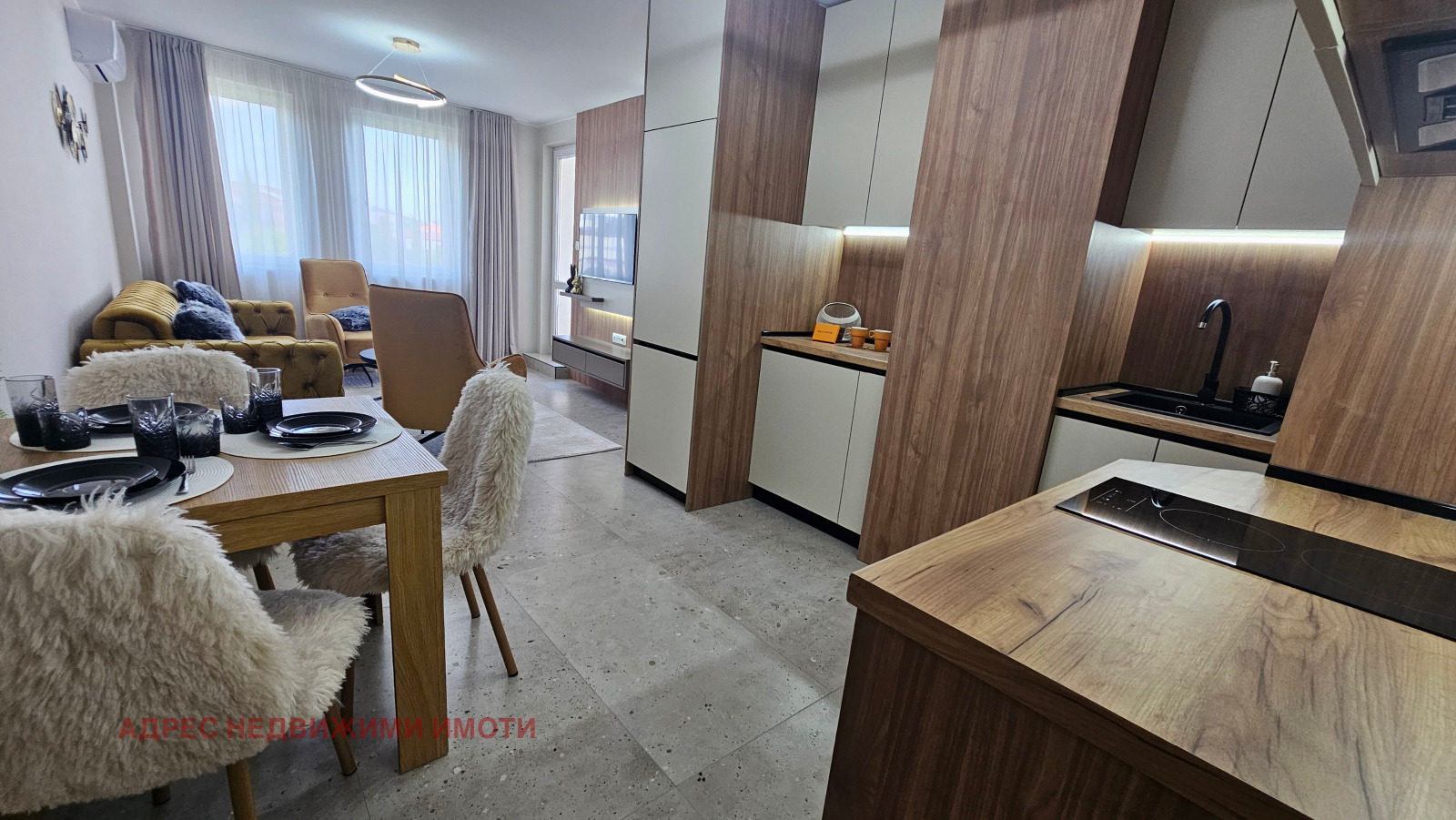 Продава 3-СТАЕН, гр. Стара Загора, Три чучура - север, снимка 2 - Апартаменти - 54595631