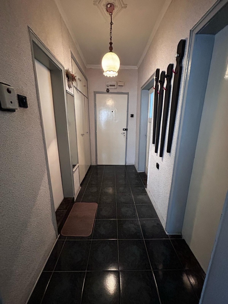 Продава 2-СТАЕН, гр. Шумен, Херсон, снимка 7 - Апартаменти - 52753485