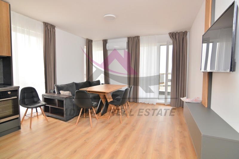 In vendita  2 camere da letto Varna , Vazragdane 3 , 80 mq | 15305383 - Immagine [2]