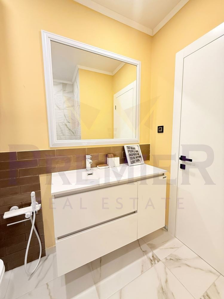 Продава 4-СТАЕН, гр. Варна, Център, снимка 8 - Апартаменти - 55930334