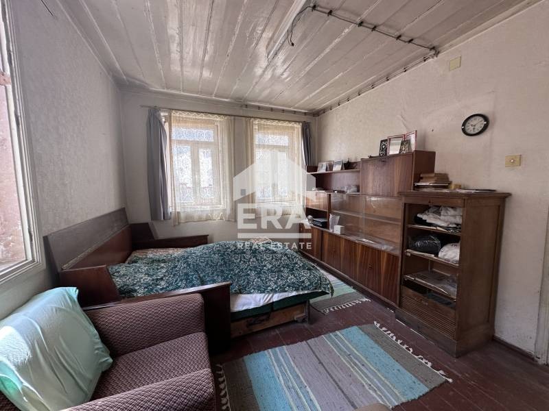 Продава КЪЩА, гр. Златарица, област Велико Търново, снимка 5 - Къщи - 46908203