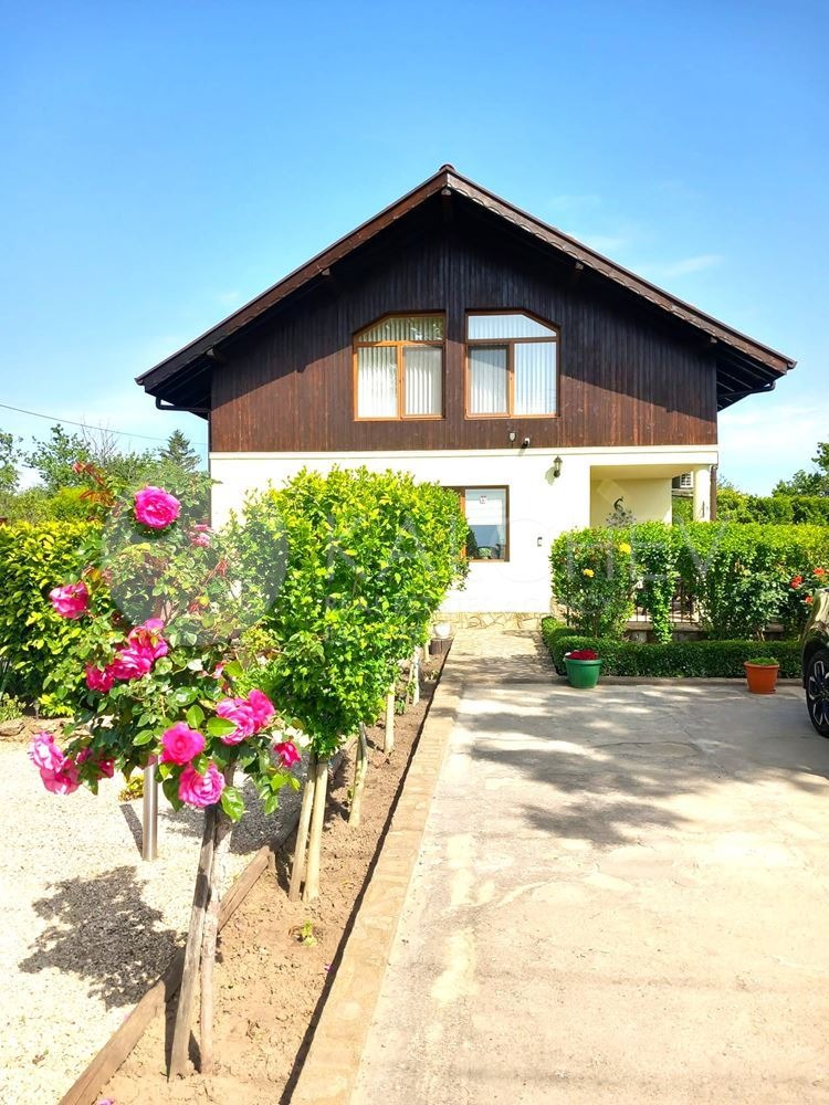 Продава  Къща област Добрич , гр. Балчик , 166 кв.м | 52968490