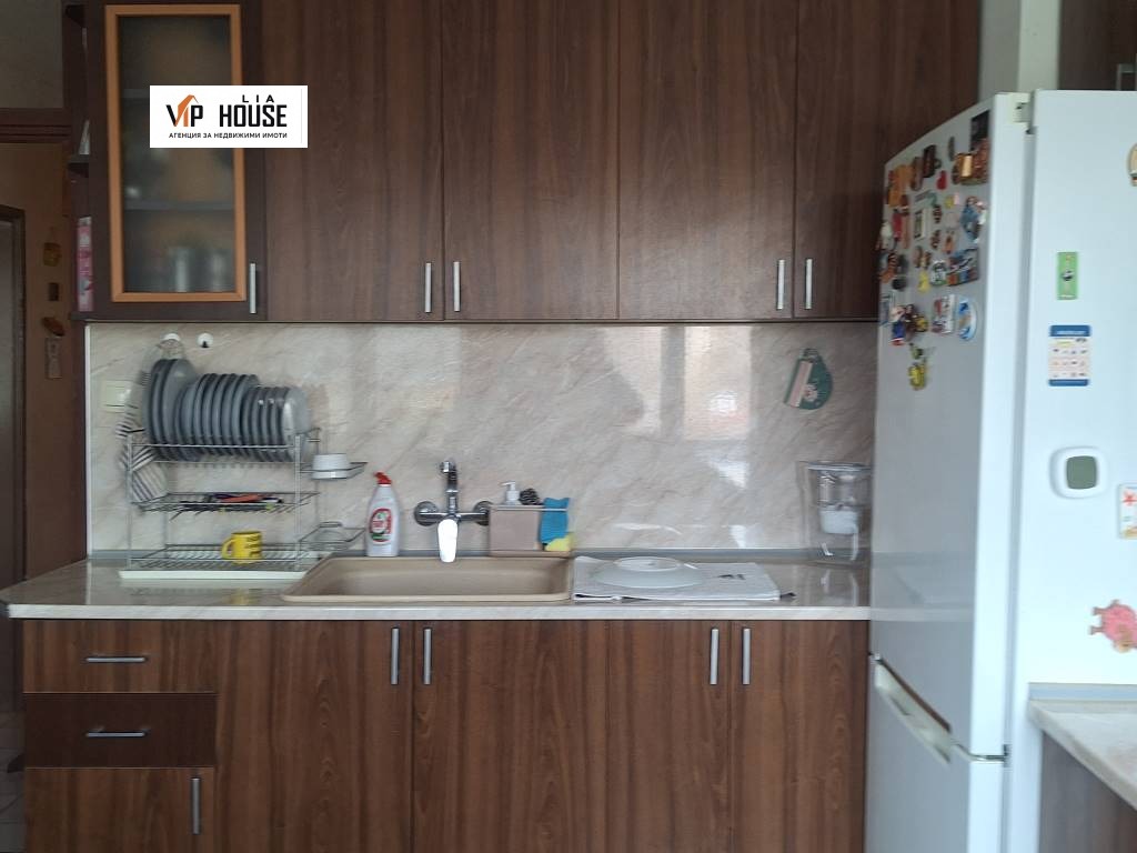 Продава 3-СТАЕН, гр. Пазарджик, Център, снимка 2 - Апартаменти - 54281888