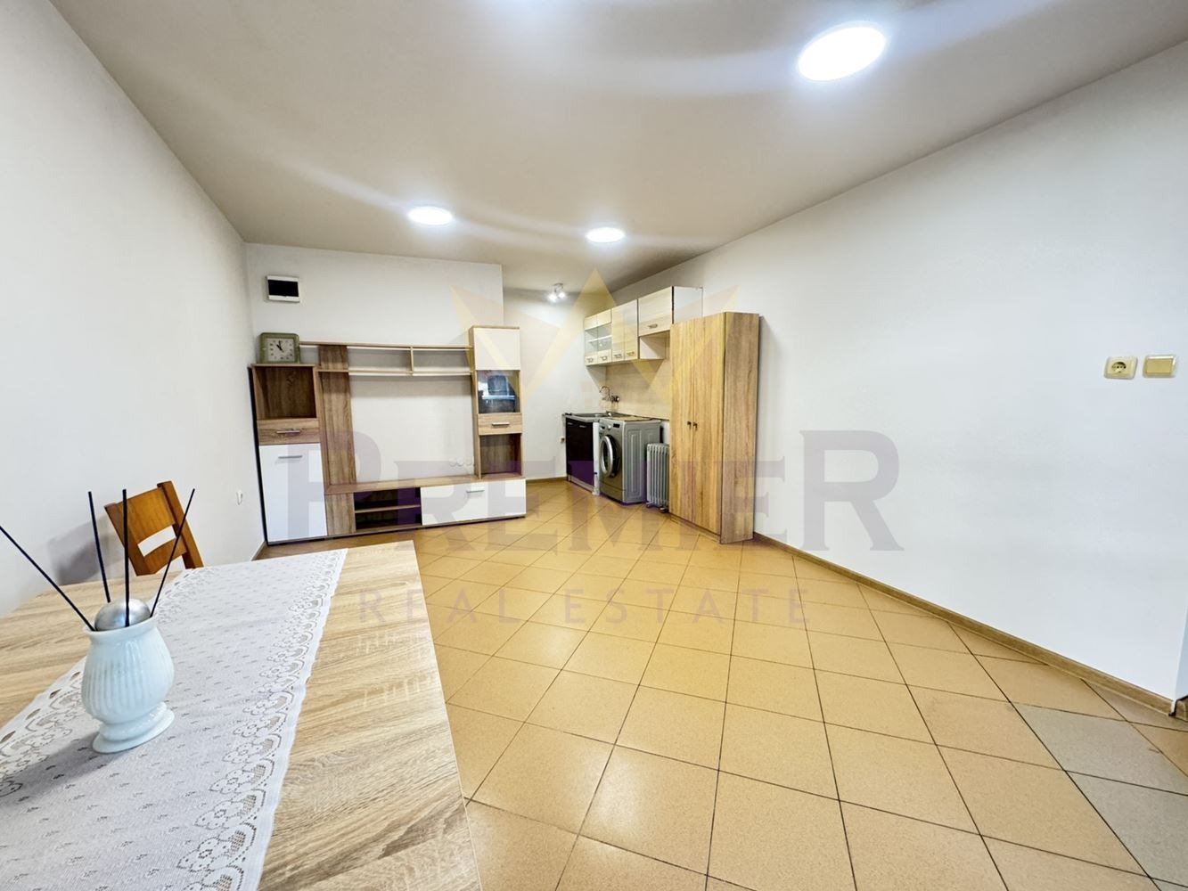 Продава ОФИС, гр. Варна, Погреби