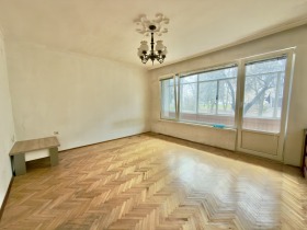 Продава  2-стаен, град София