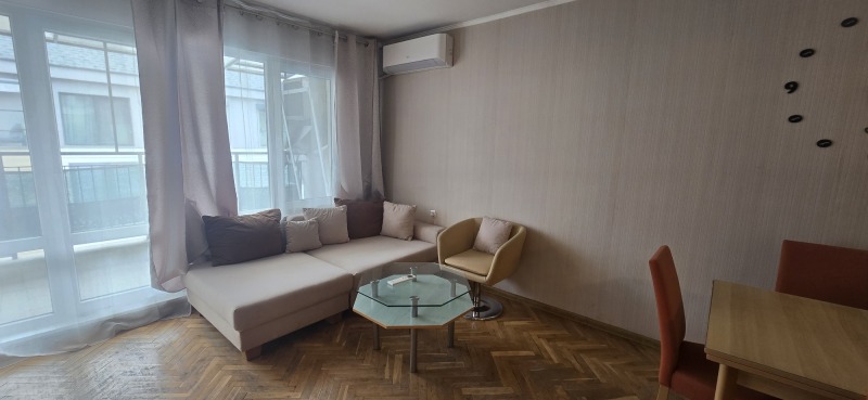 Продава 2-СТАЕН, гр. София, Център, снимка 3 - Апартаменти - 52736173