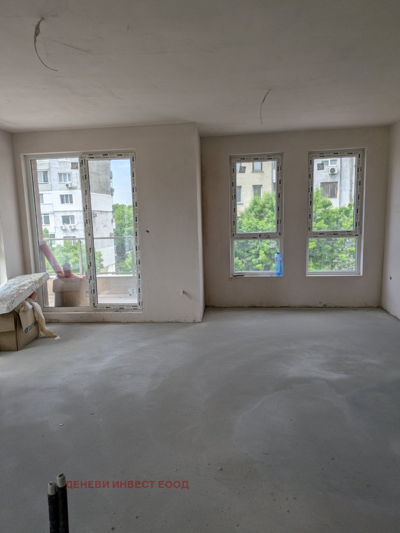 Продава 3-СТАЕН, гр. Варна, Христо Ботев, снимка 2 - Апартаменти - 52557034