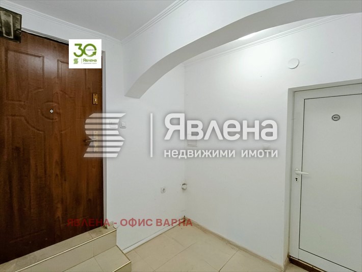 Продава 3-СТАЕН, гр. Варна, Централна поща