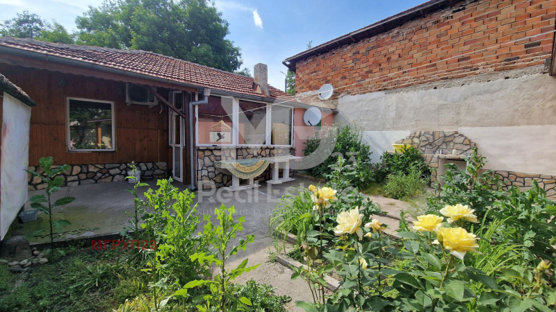 Til salgs  Hus Pazardsjik , Tsentar , 72 kvm | 48035540