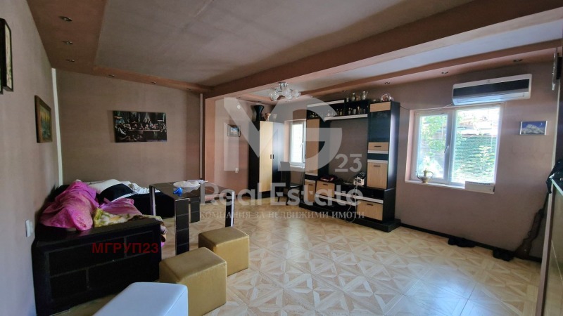 Na sprzedaż  Dom Pazardżik , Centar , 72 mkw | 48035540 - obraz [13]