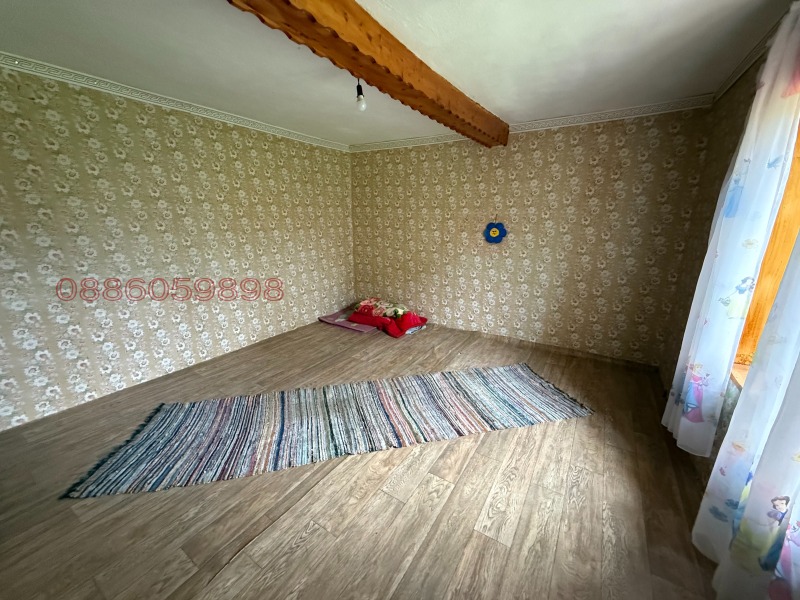 Продава КЪЩА, с. Люляково, област Добрич, снимка 12 - Къщи - 52779498