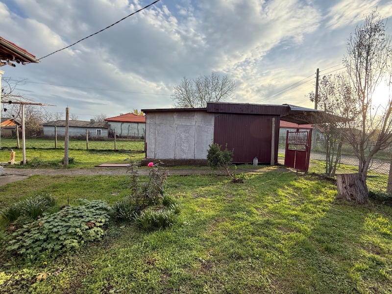 Продава КЪЩА, с. Люляково, област Добрич, снимка 5 - Къщи - 52779498