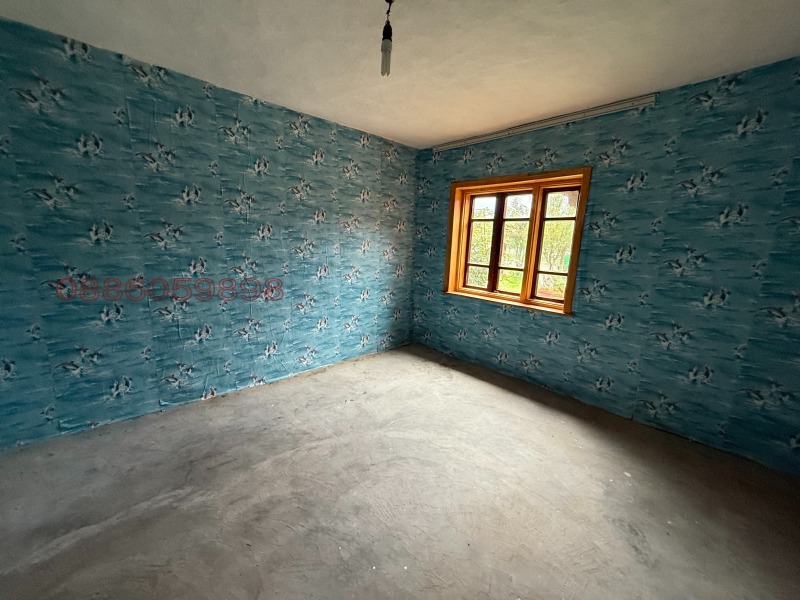 Продава КЪЩА, с. Люляково, област Добрич, снимка 11 - Къщи - 52779498