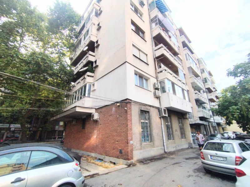 Eladó  2 hálószobás Plovdiv , Centar , 100 négyzetméter | 69713559 - kép [13]