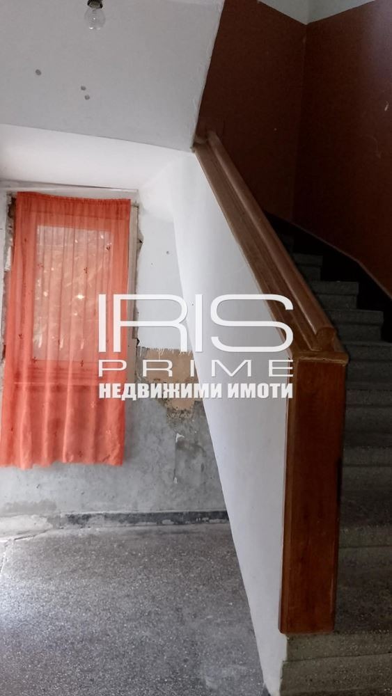 Продава КЪЩА, гр. Шумен, Център, снимка 13 - Къщи - 55836234
