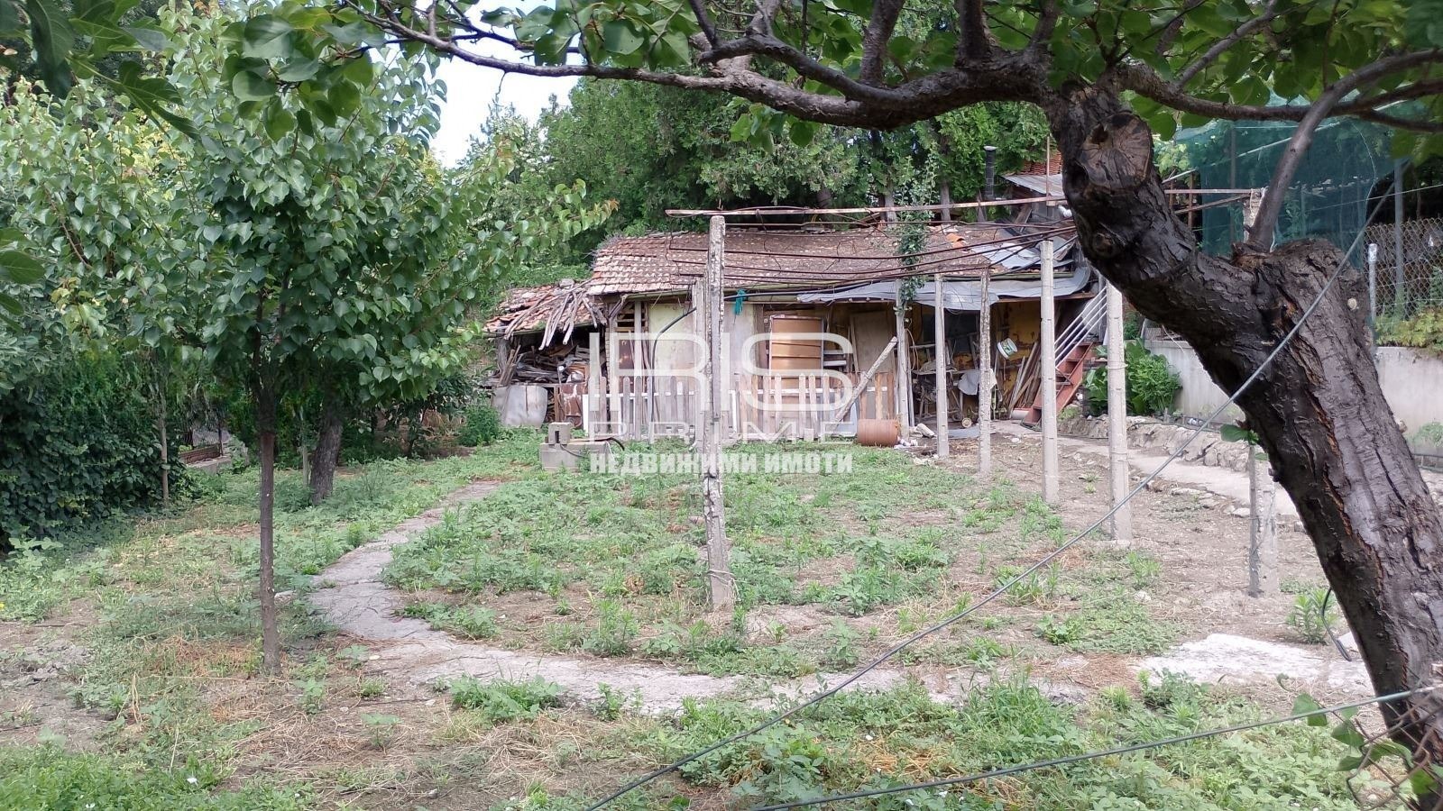 Продава КЪЩА, гр. Шумен, Център