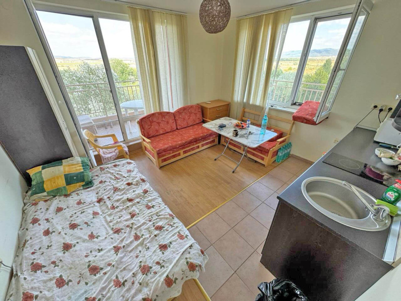 На продаж  Студія область Бургас , к.к. Слънчев бряг , 42 кв.м | 79798061