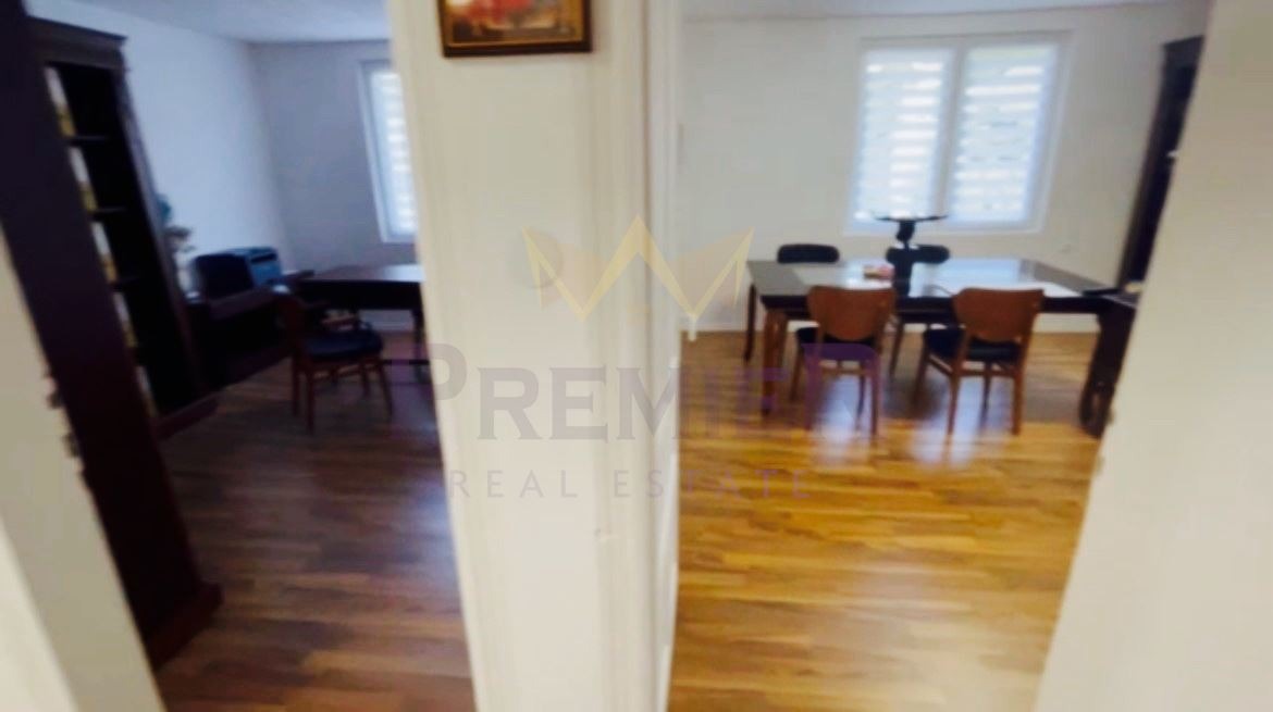 Продава ЕТАЖ ОТ КЪЩА, гр. Асеновград, област Пловдив, снимка 2 - Етаж от къща - 56161870