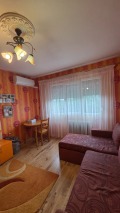 Продава 3-СТАЕН, гр. Добрич, Балик, снимка 1