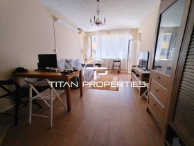 1 quarto Konfuto, Varna 1