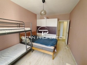 1 quarto Konfuto, Varna 5