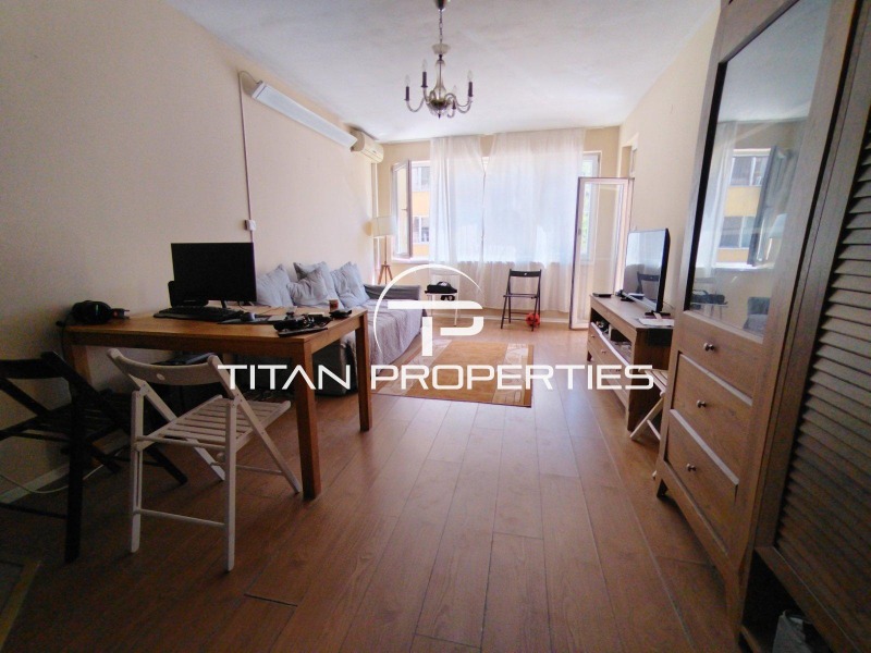 Продава  2-стаен, град Варна, Конфуто •  149 990 EUR • ID 77708693 — holmes.bg - [1] 